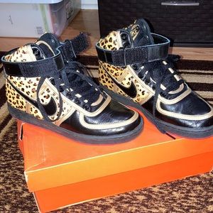 Nike Vandal High Premium Sneakers